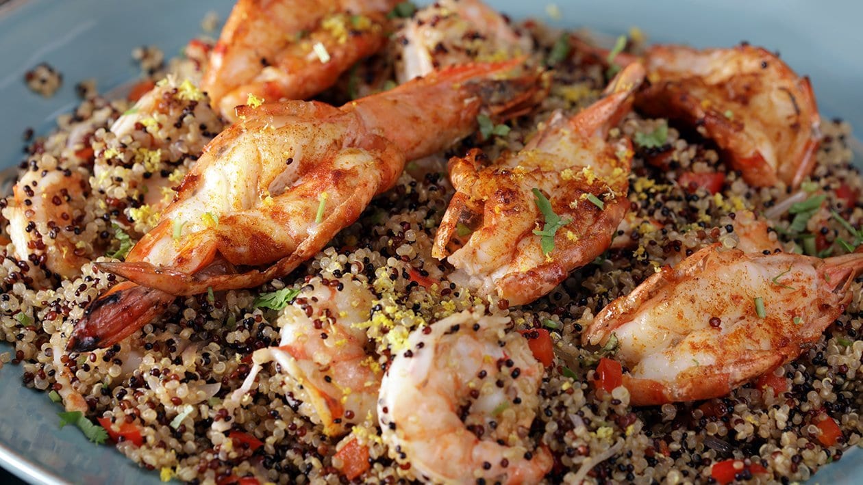 Crevettes fumées et quinoa à l'ail – Recette