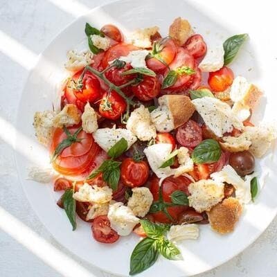 tomato and basil salad